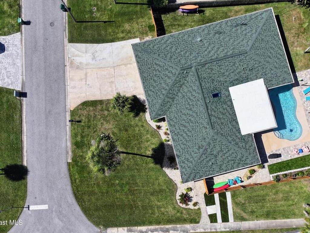 400 Oak Ridge Drive, Indialantic, FL 32903