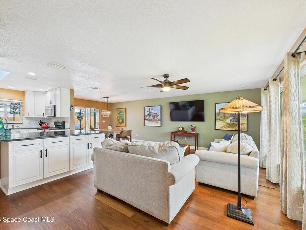 400 Oak Ridge Drive, Indialantic, FL 32903