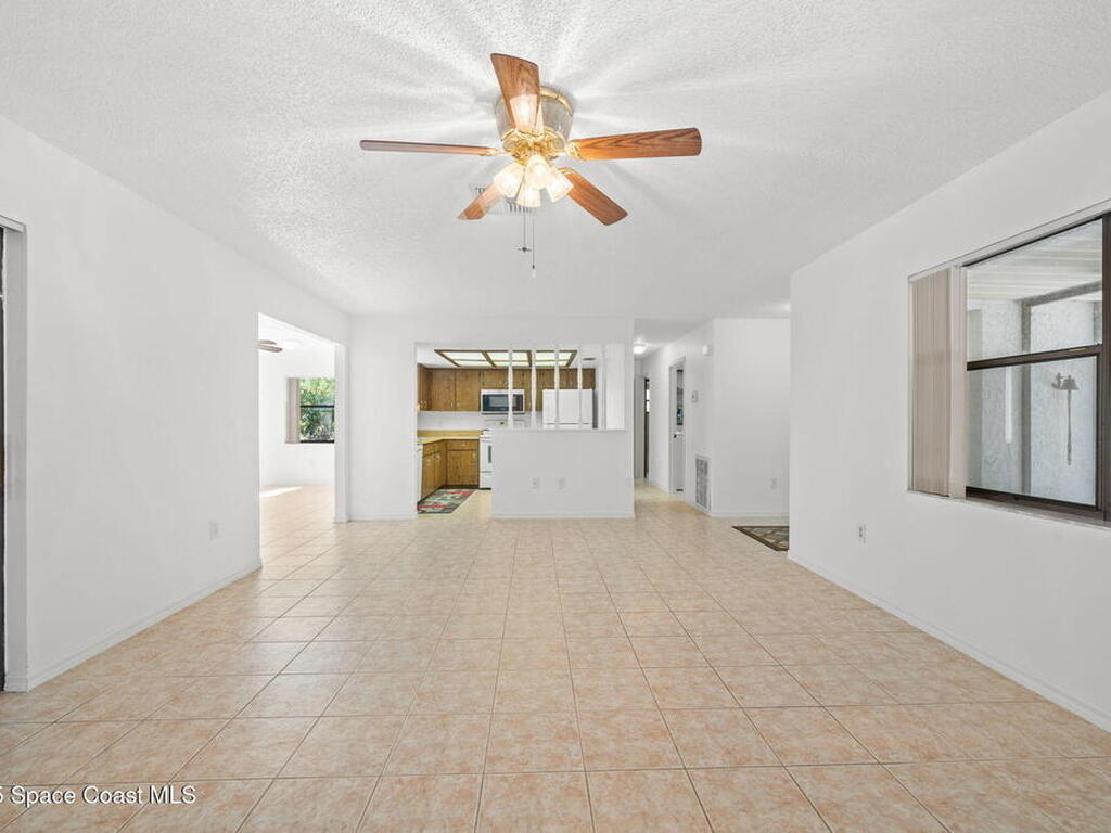 7418 N Firwood Circle, Citrus Springs, FL 34433