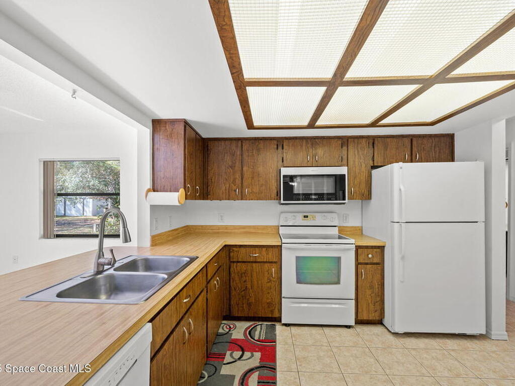 7418 N Firwood Circle, Citrus Springs, FL 34433