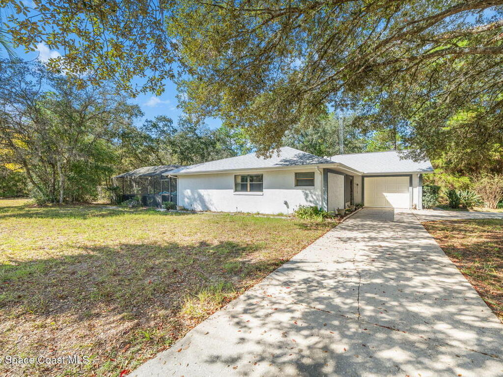 7418 N Firwood Circle, Citrus Springs, FL 34433