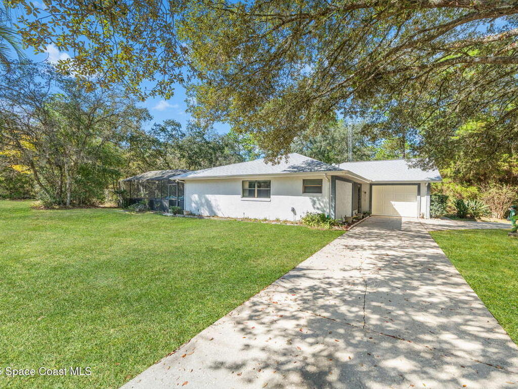 7418 N Firwood Circle, Citrus Springs, FL 34433