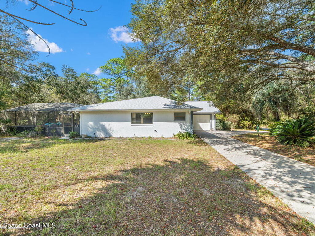 7418 N Firwood Circle, Citrus Springs, FL 34433