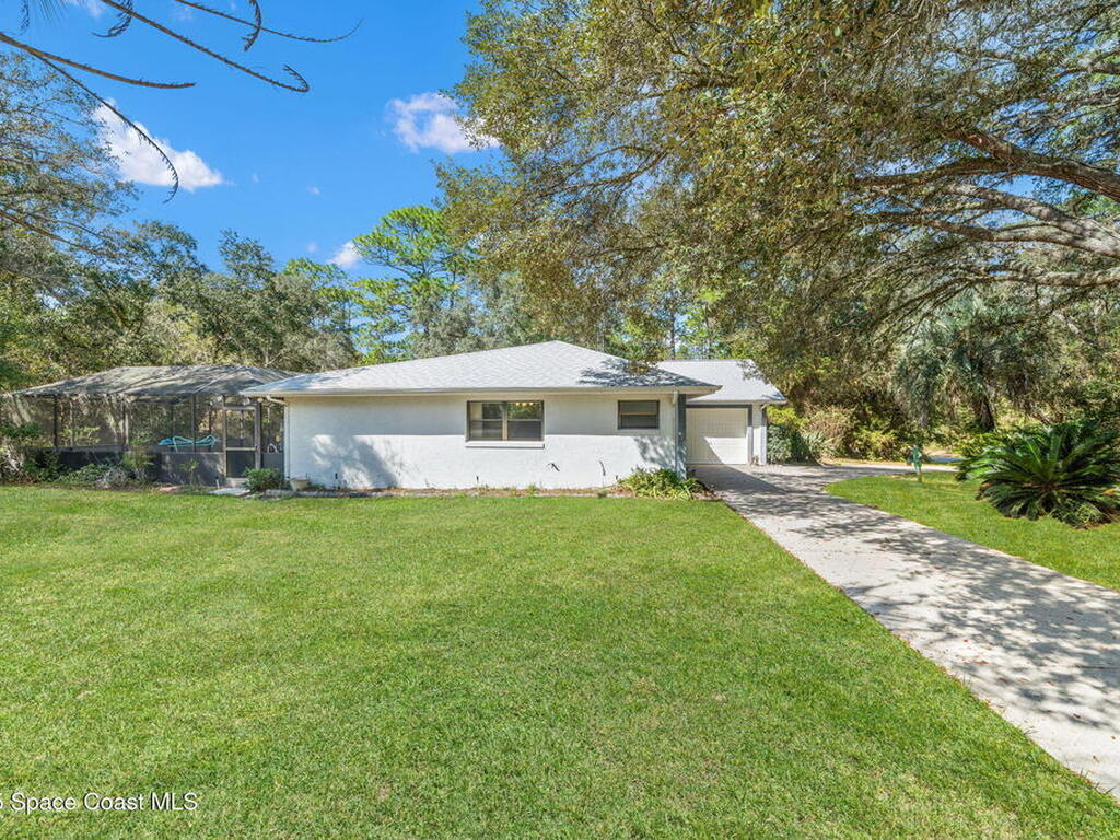 7418 N Firwood Circle, Citrus Springs, FL 34433