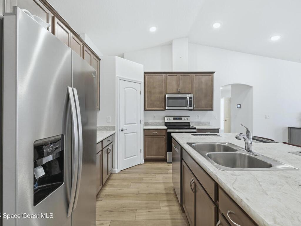 516 Olsmar Street, Palm Bay, FL 32908