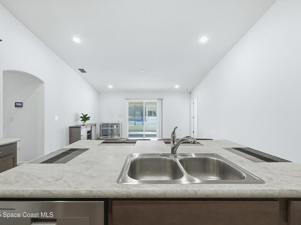 516 Olsmar Street, Palm Bay, FL 32908