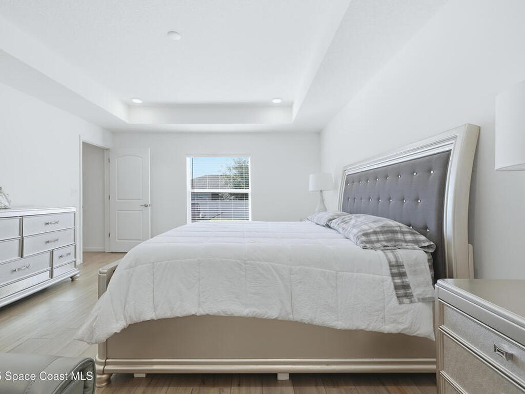 516 Olsmar Street, Palm Bay, FL 32908