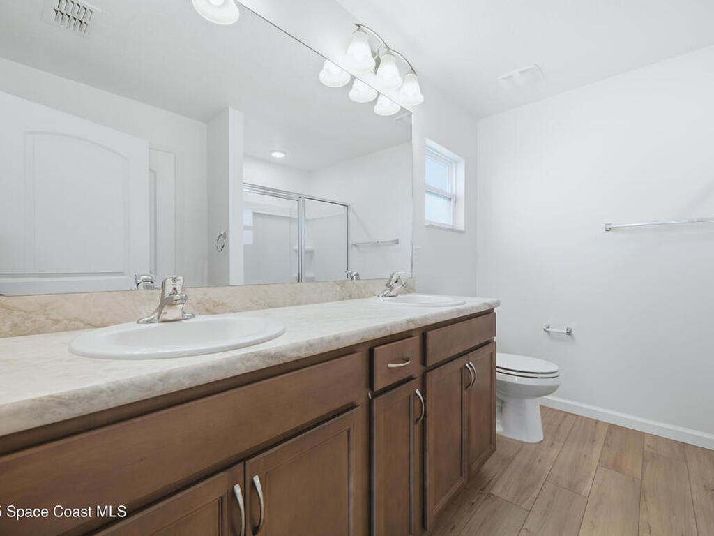 516 Olsmar Street, Palm Bay, FL 32908