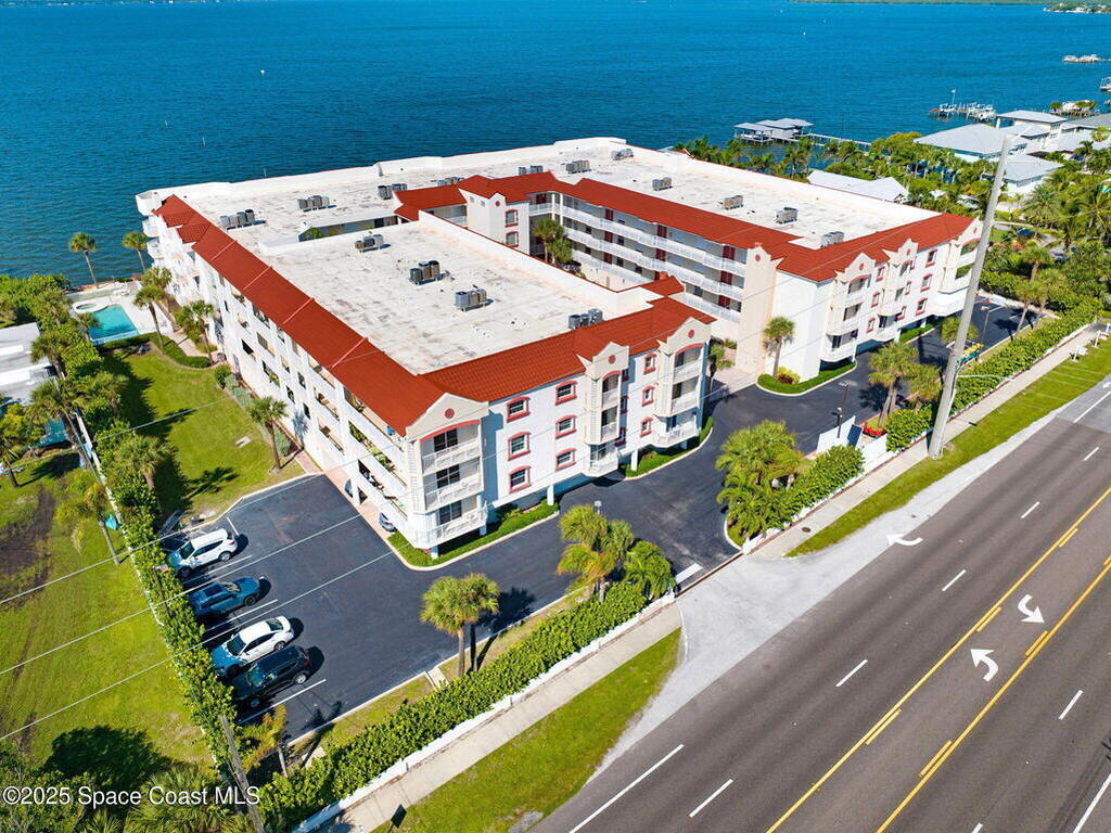 3360 S Atlantic Avenue, Cocoa Beach, 32931