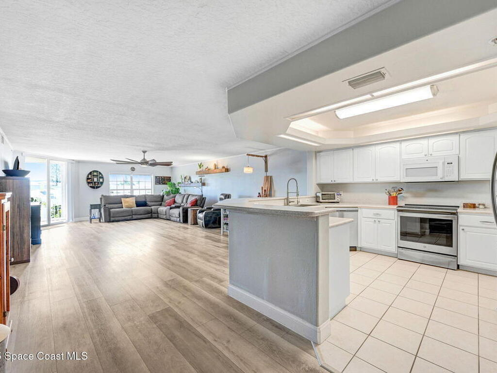 3360 S Atlantic Avenue, Cocoa Beach, 32931