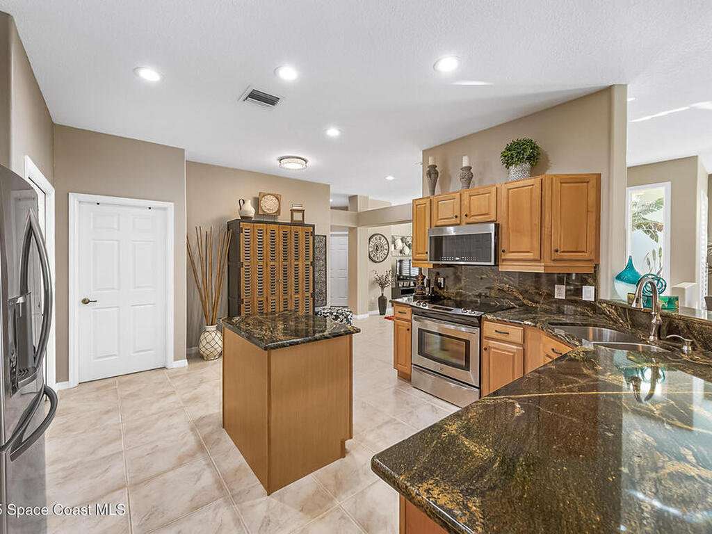 1101 Royal Fern Drive, Melbourne, FL 32940