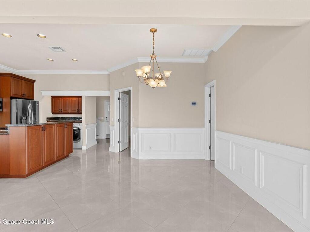 10285 S Tropical Trail, Merritt Island, FL 32952