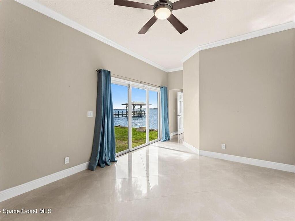 10285 S Tropical Trail, Merritt Island, FL 32952