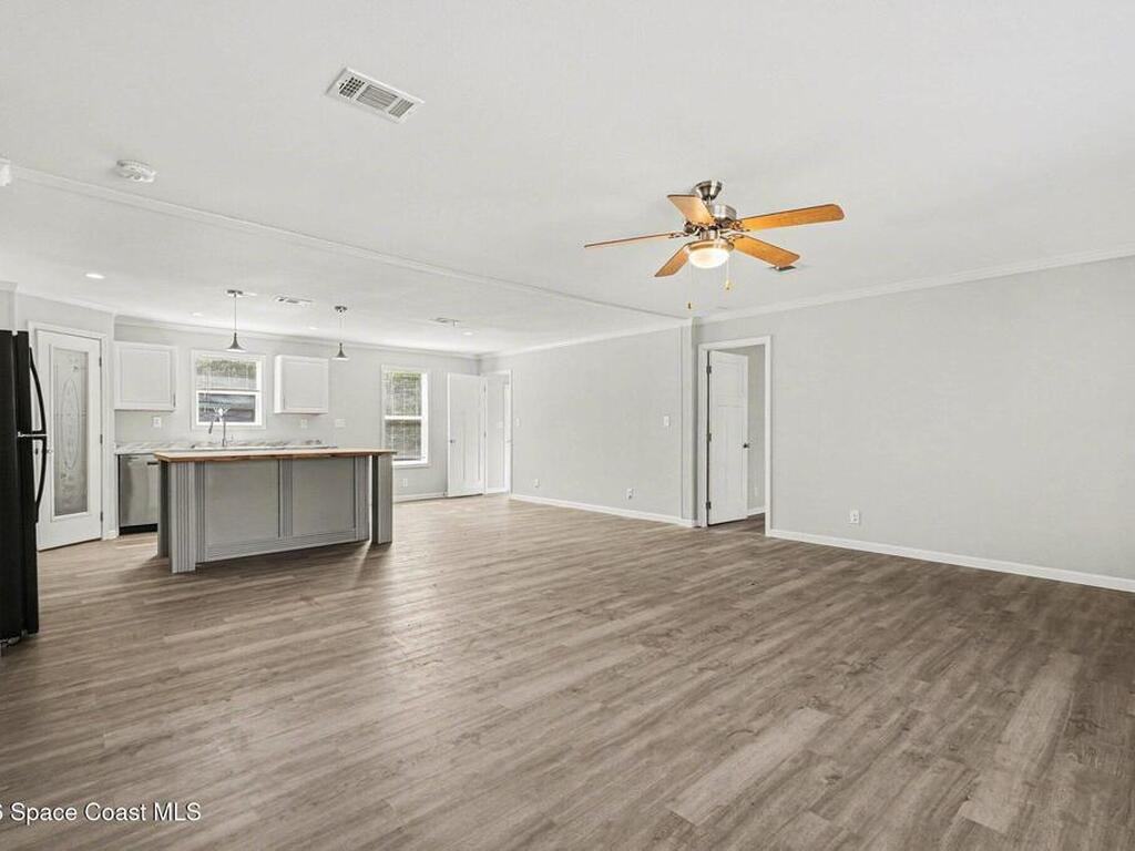 23950 Bass Road, Astor, FL 32102