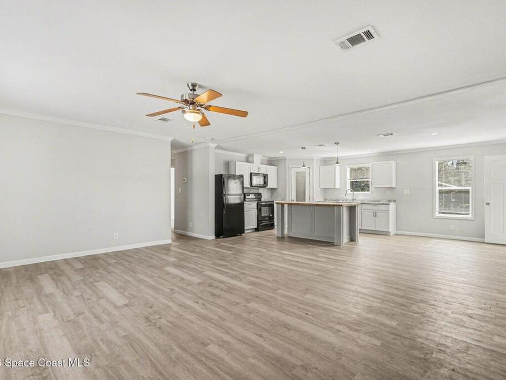 23950 Bass Road, Astor, FL 32102