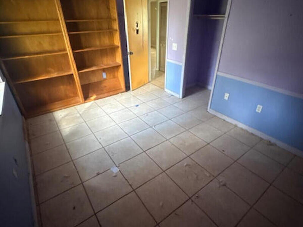 1190 Grapefruit Road, Palm Bay, FL 32909