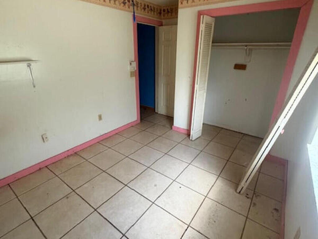 1190 Grapefruit Road, Palm Bay, FL 32909