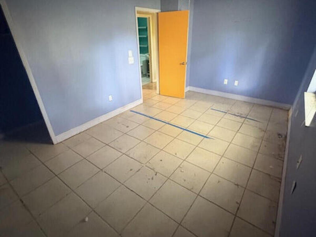 1190 Grapefruit Road, Palm Bay, FL 32909