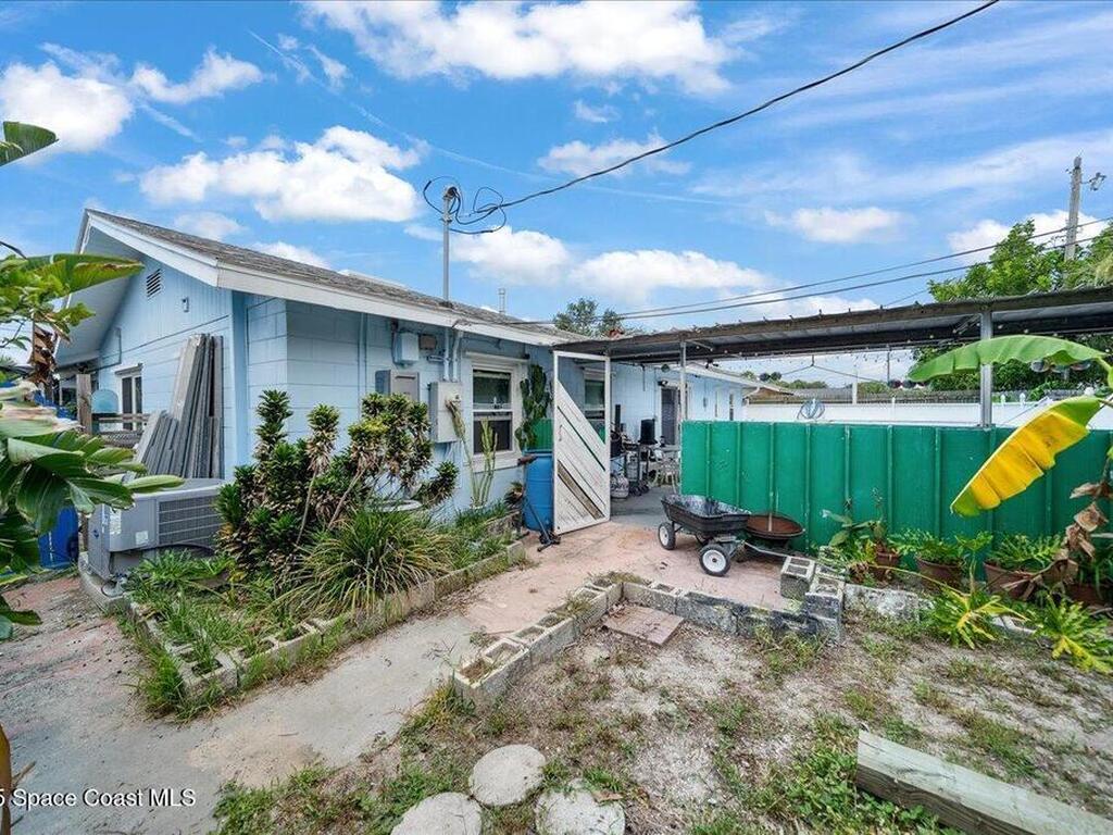 1405 Fiddler Avenue, Merritt Island, FL 32952