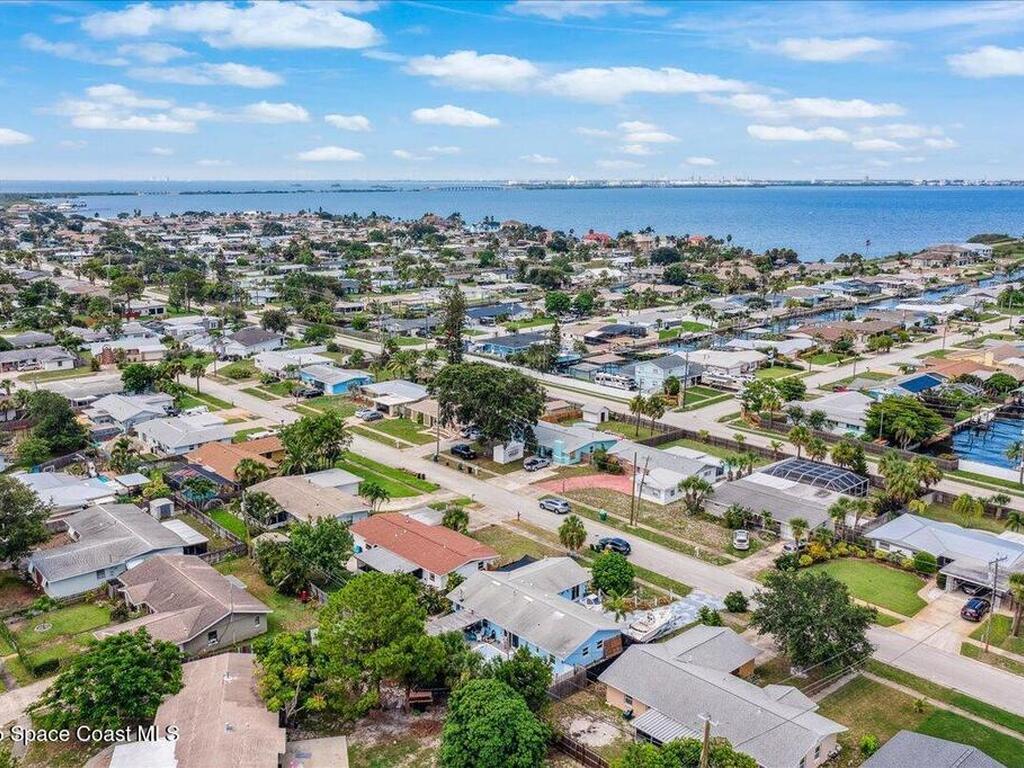 1405 Fiddler Avenue, Merritt Island, FL 32952
