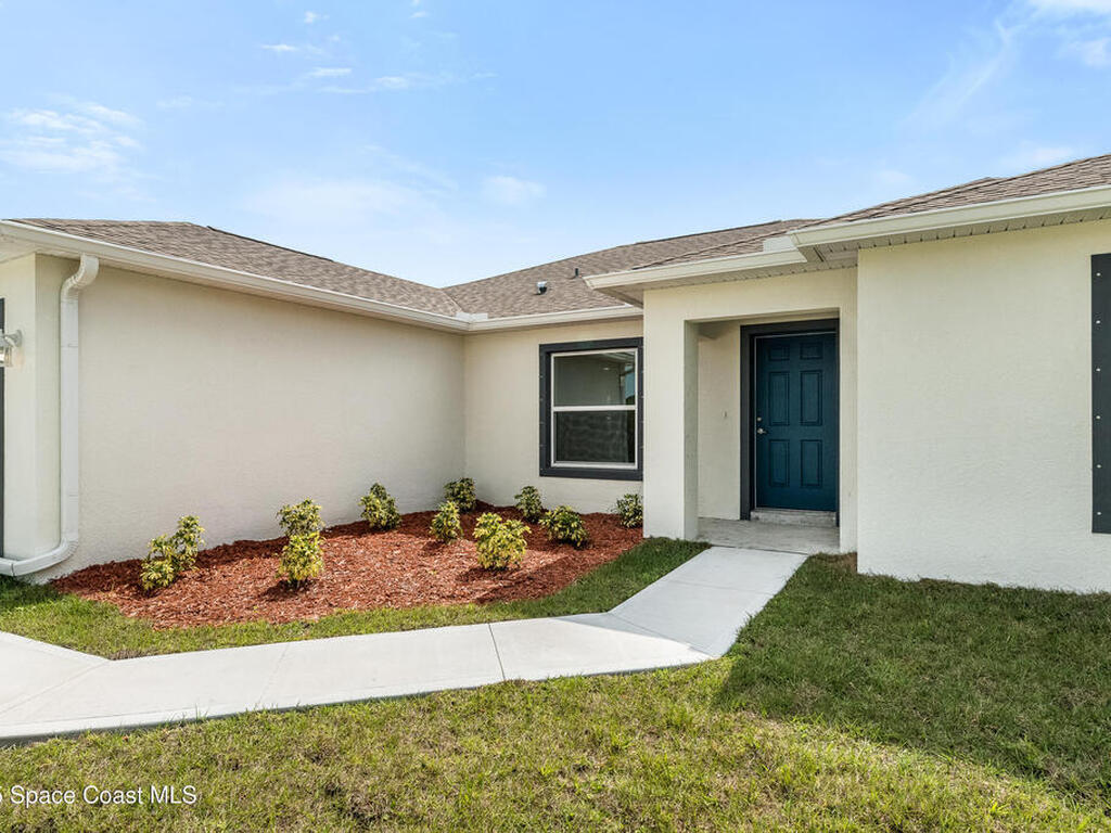 870 Micco Street, Palm Bay, FL 32908