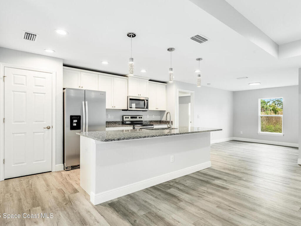 870 Micco Street, Palm Bay, FL 32908