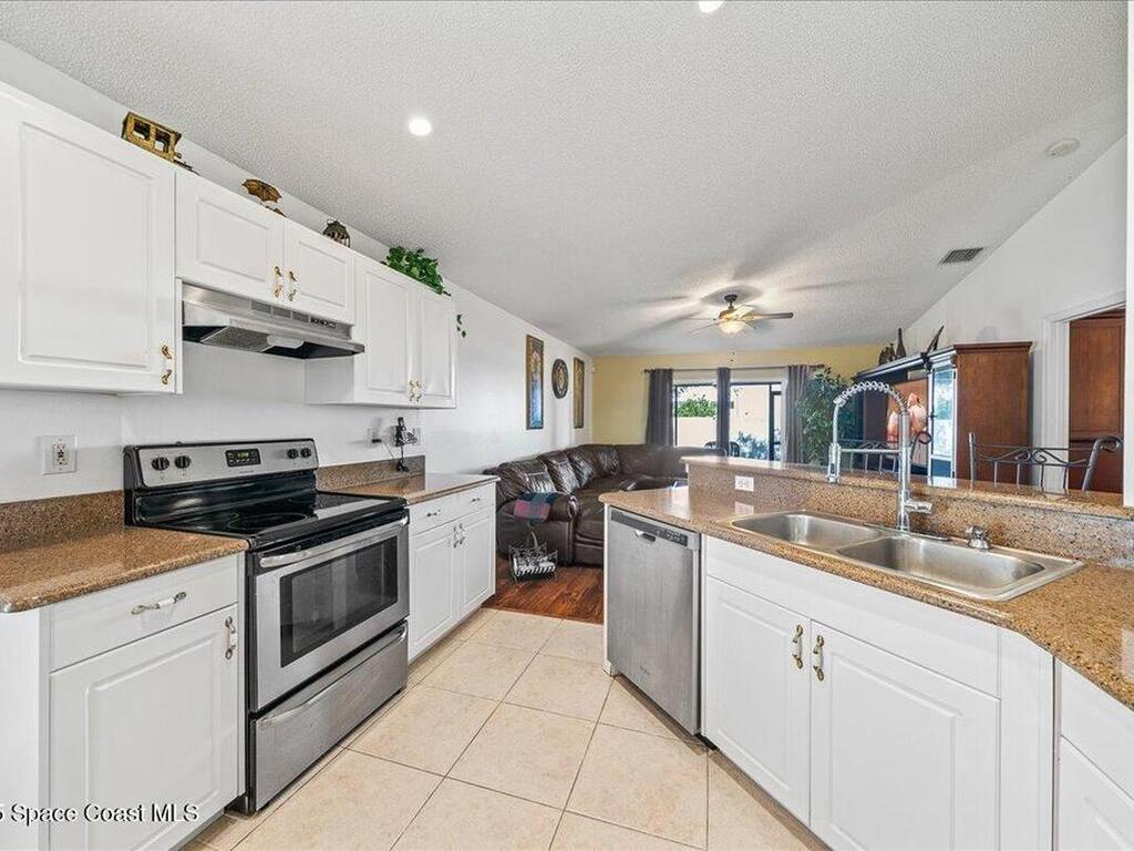 2747 Deercroft Drive, Melbourne, FL 32940