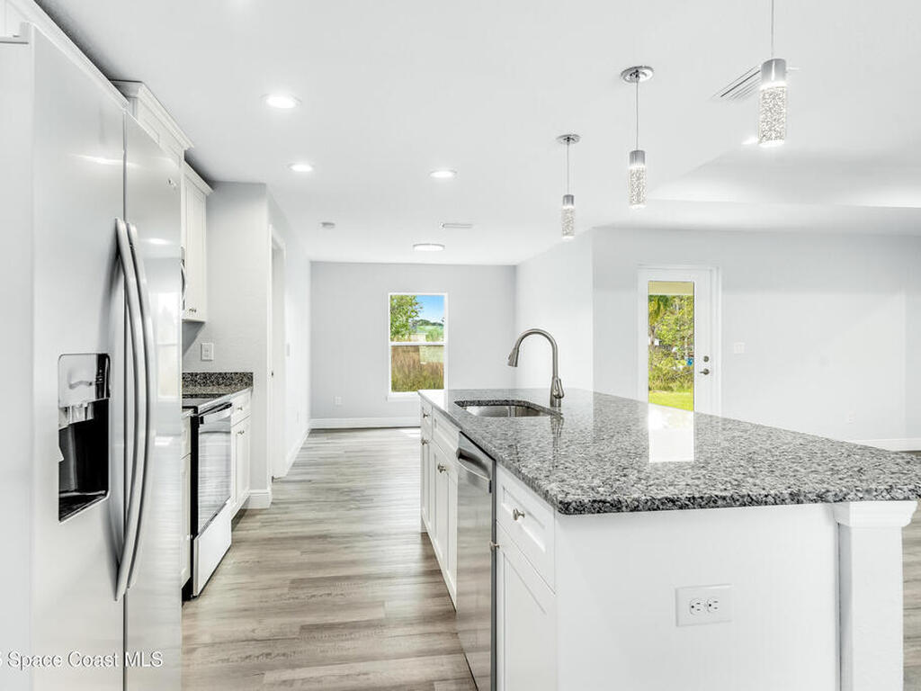 517 Fellenz Street, Palm Bay, FL 32908