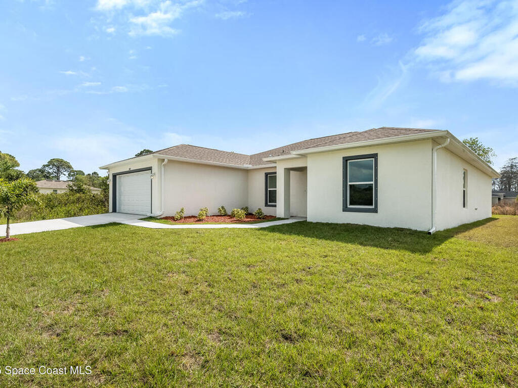 517 Fellenz Street, Palm Bay, FL 32908