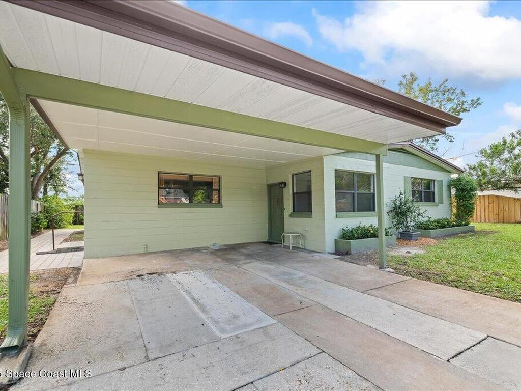 513 Palm Avenue, Merritt Island, FL 32952