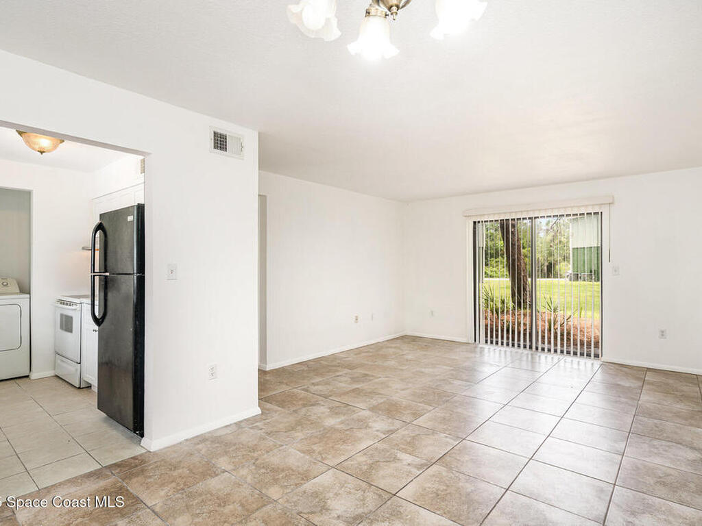 2219 Flower Tree Circle, Melbourne, FL 32935