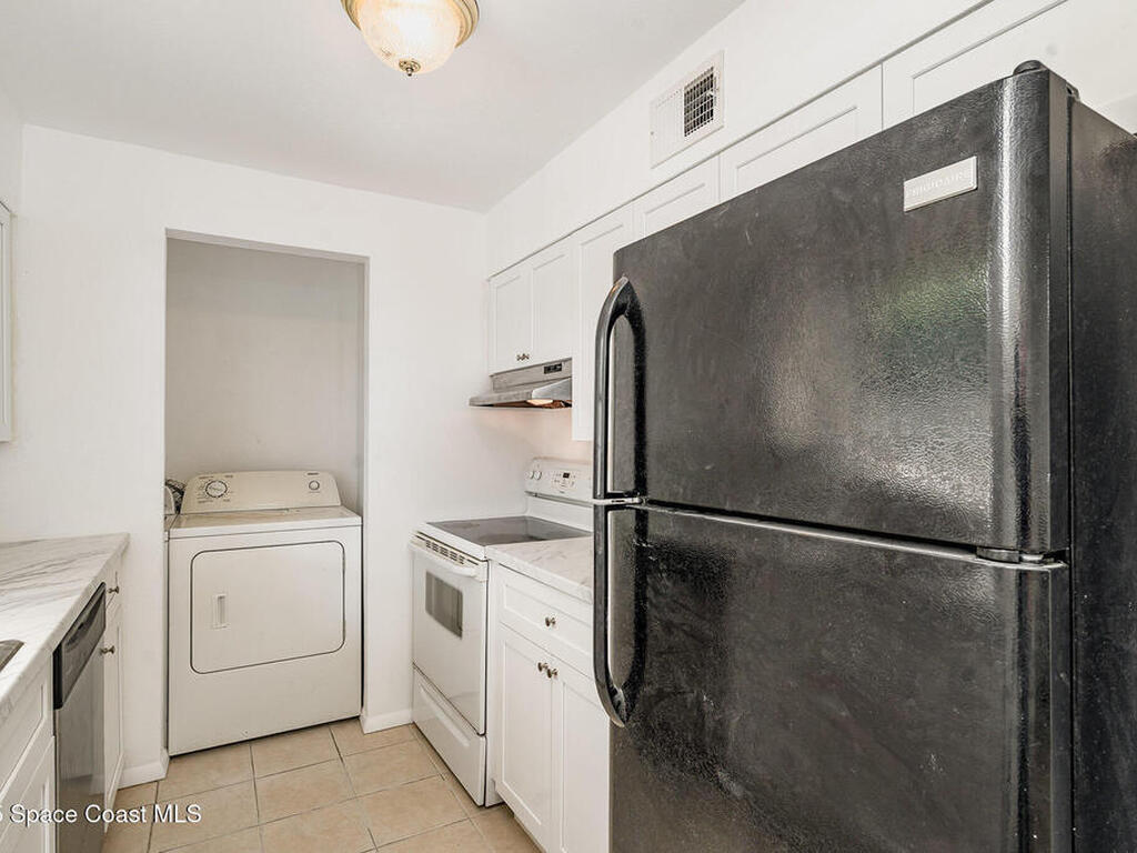 2219 Flower Tree Circle, Melbourne, FL 32935