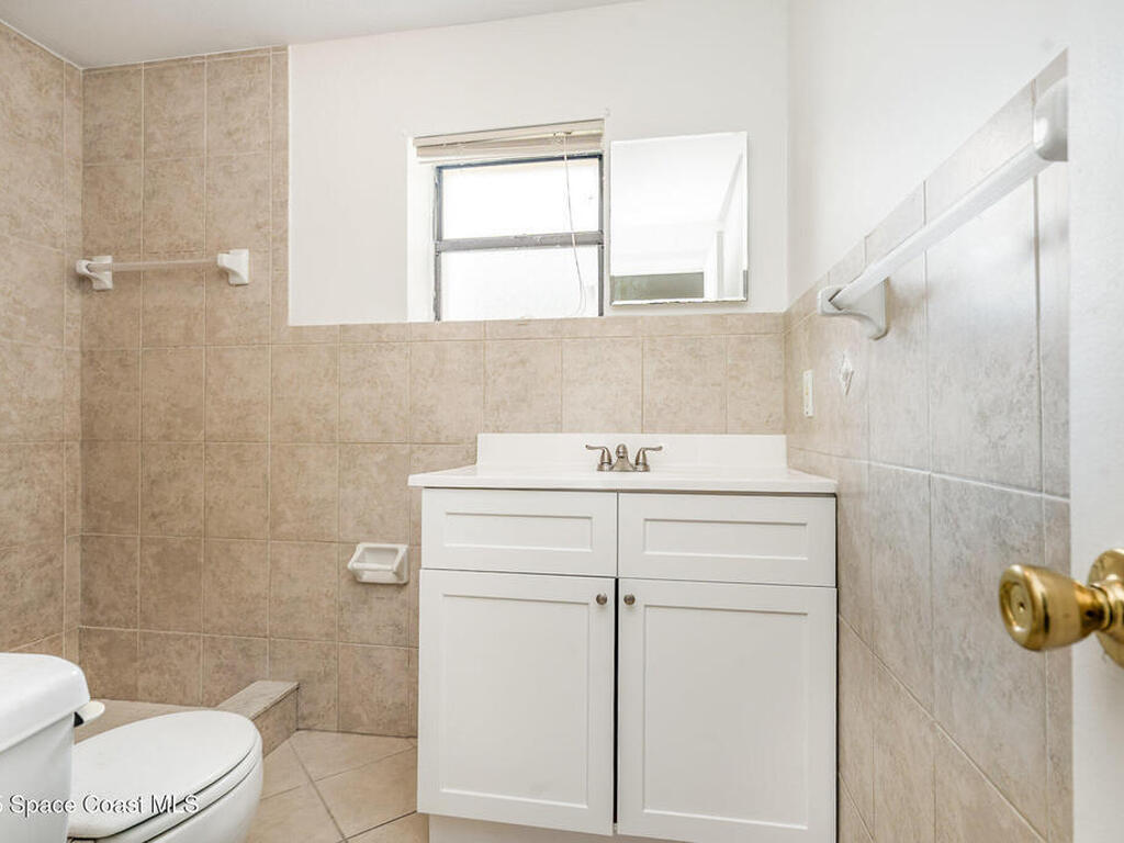 2219 Flower Tree Circle, Melbourne, FL 32935