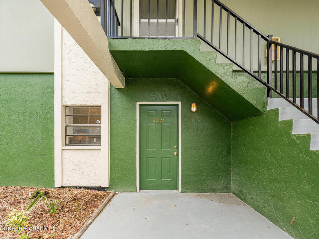 2219 Flower Tree Circle, Melbourne, FL 32935