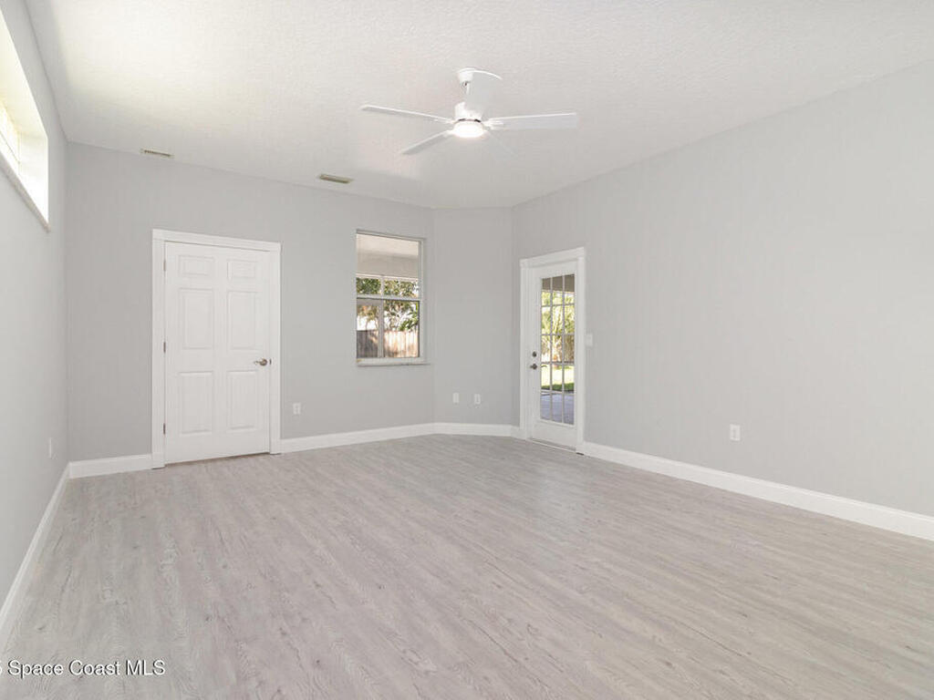 196 Sykes Loop Drive, Merritt Island, FL 32953