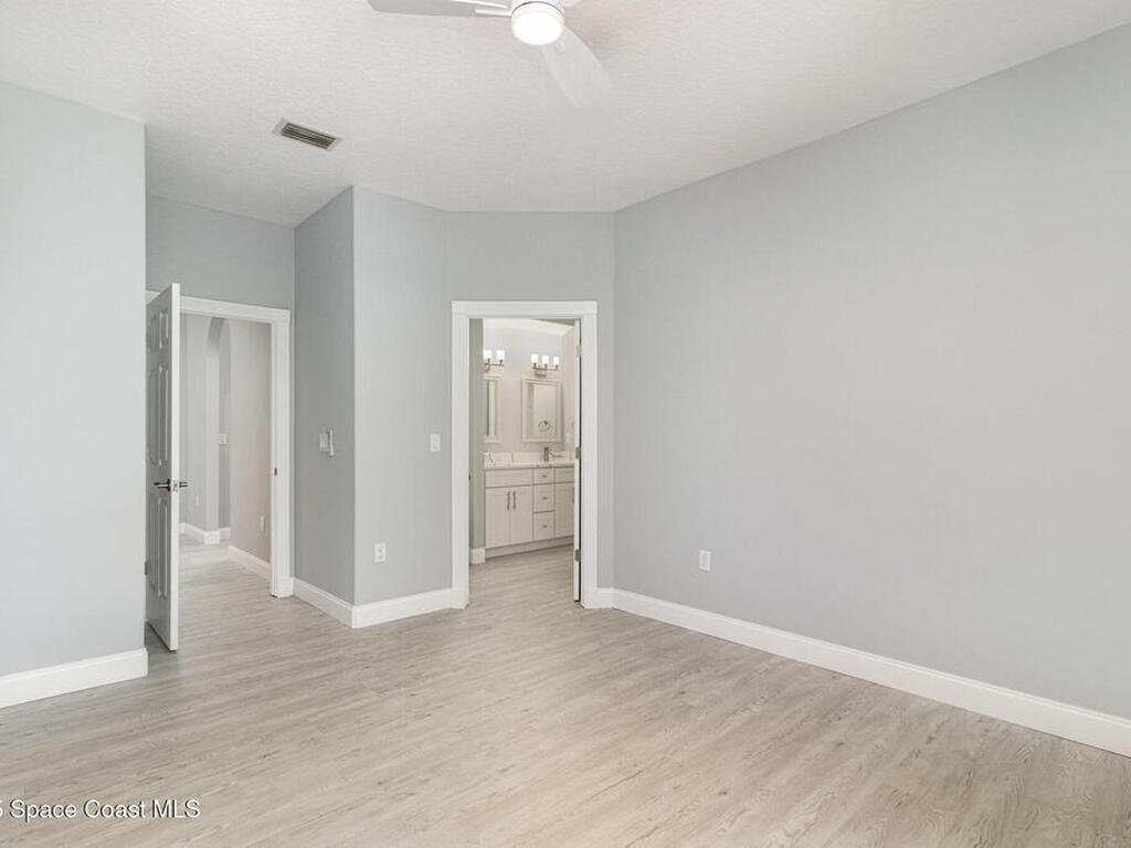 196 Sykes Loop Drive, Merritt Island, FL 32953