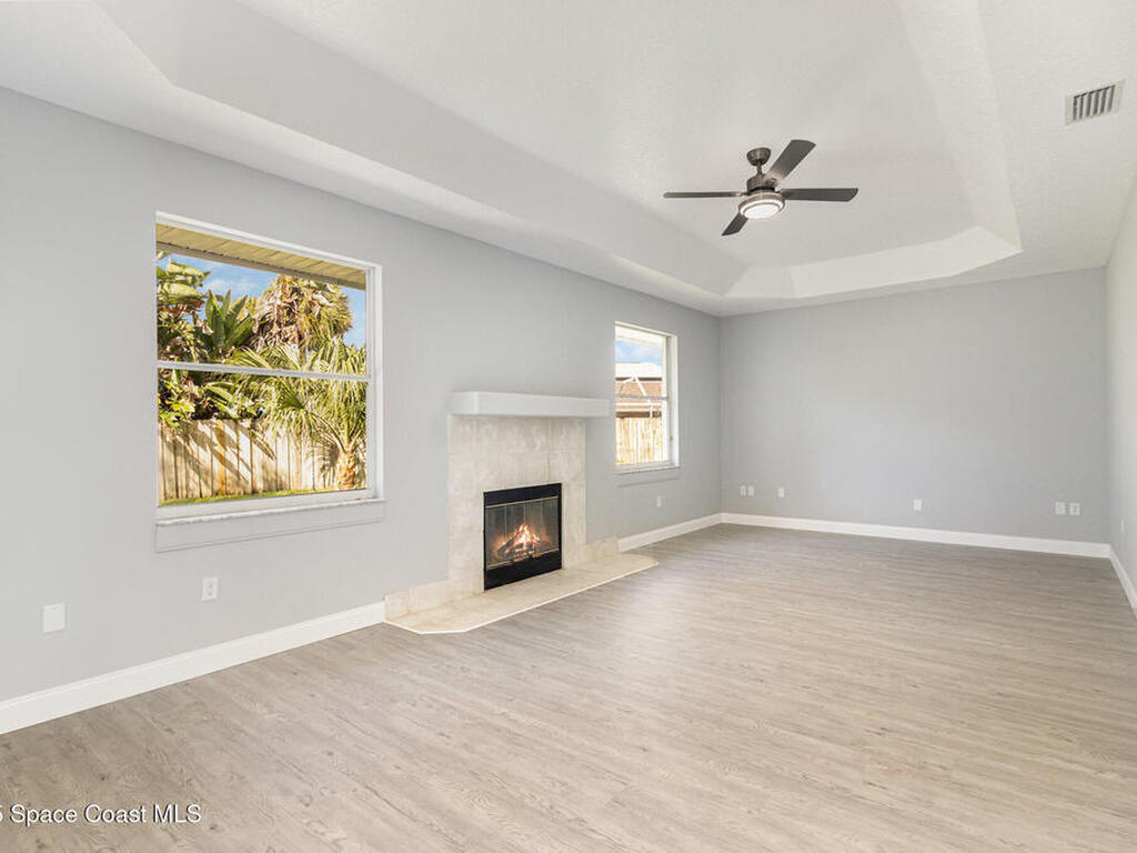 196 Sykes Loop Drive, Merritt Island, FL 32953