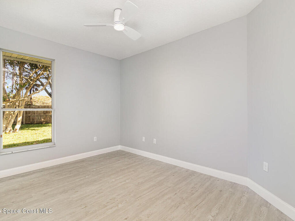 196 Sykes Loop Drive, Merritt Island, FL 32953