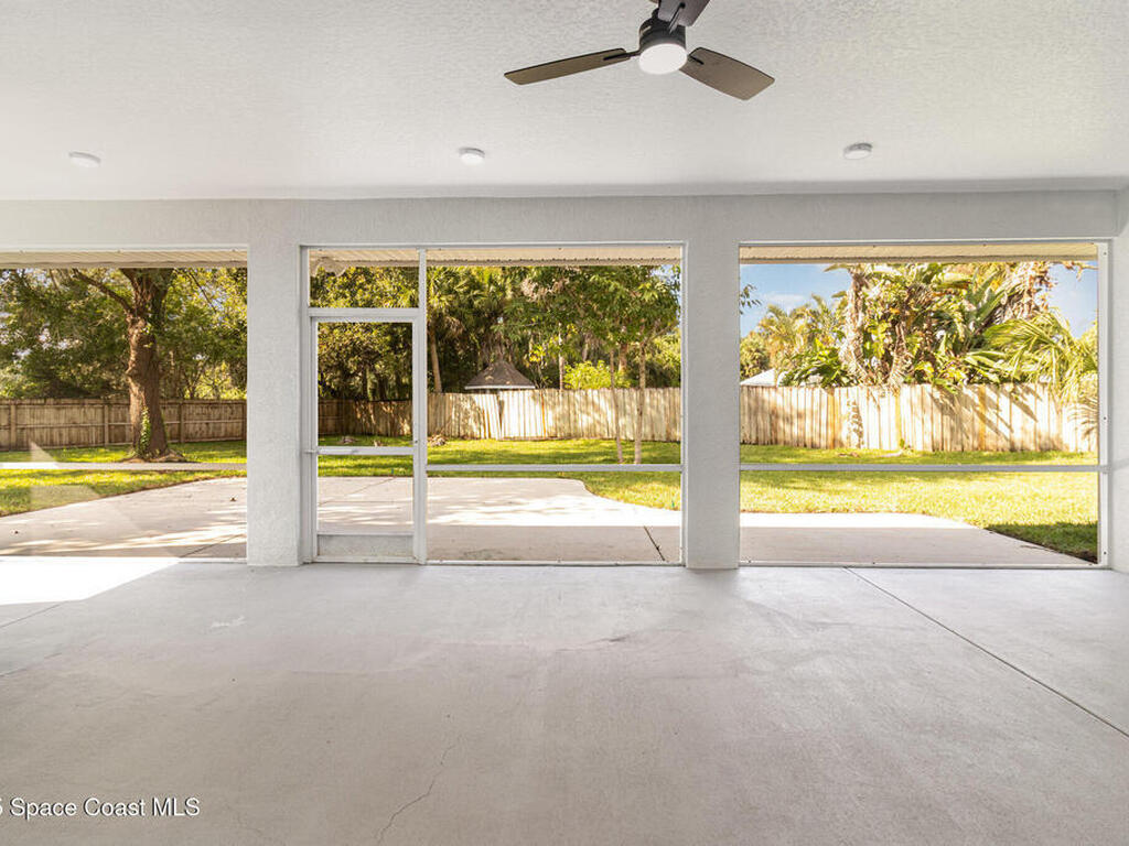 196 Sykes Loop Drive, Merritt Island, FL 32953