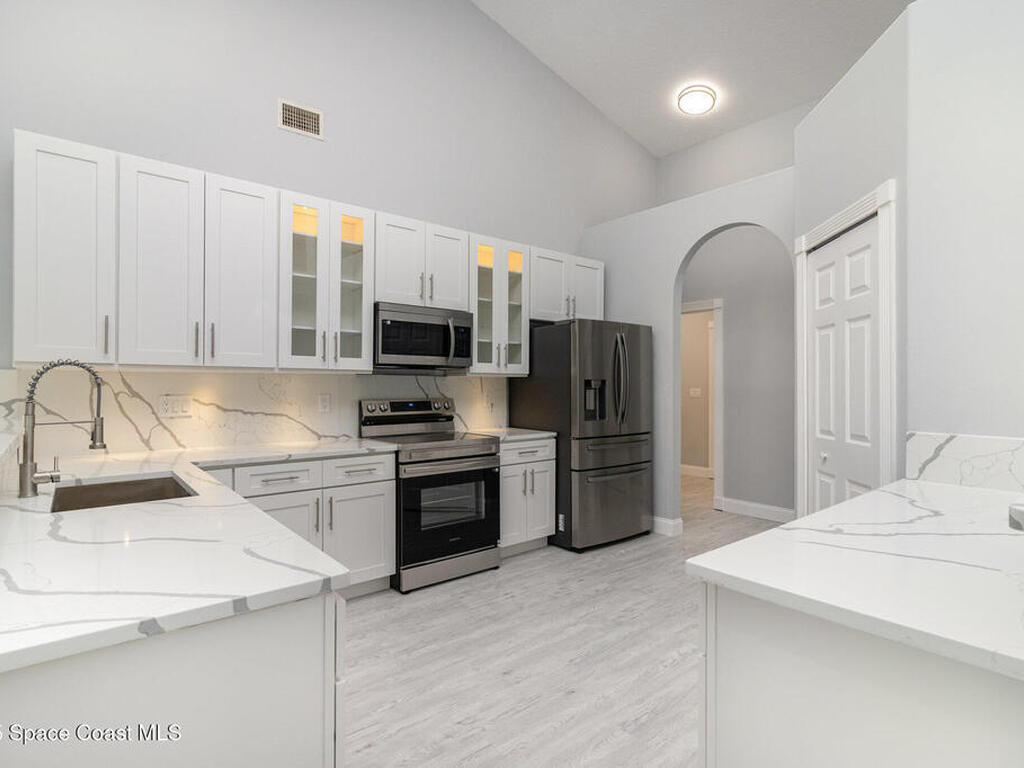 196 Sykes Loop Drive, Merritt Island, FL 32953