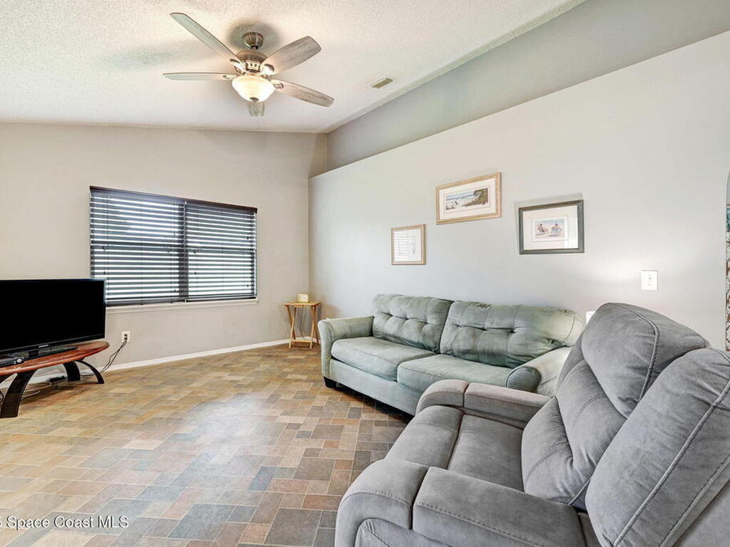 273 Jacaranda Avenue, Palm Bay, FL 32907