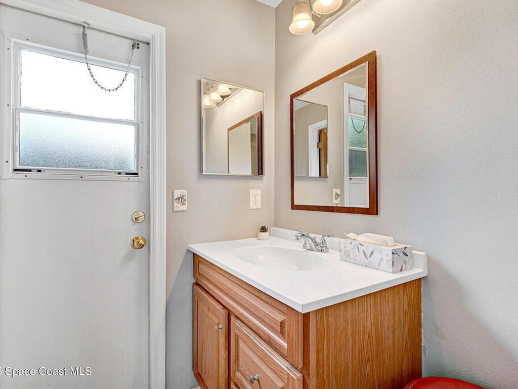 273 Jacaranda Avenue, Palm Bay, FL 32907