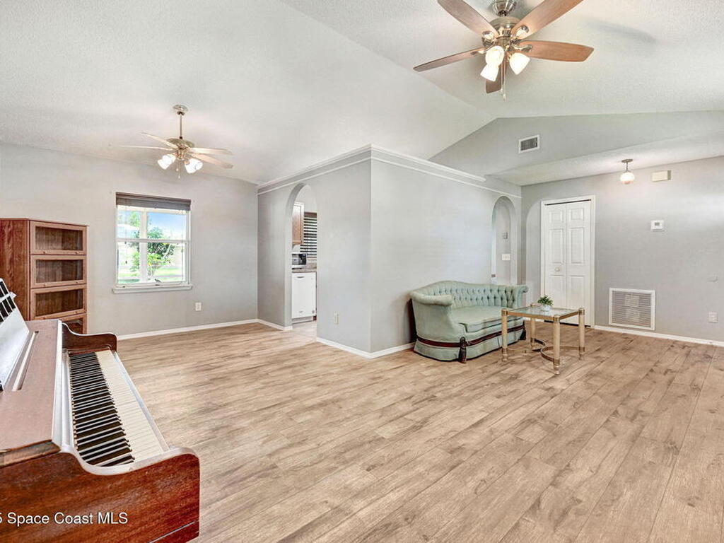 273 Jacaranda Avenue, Palm Bay, FL 32907