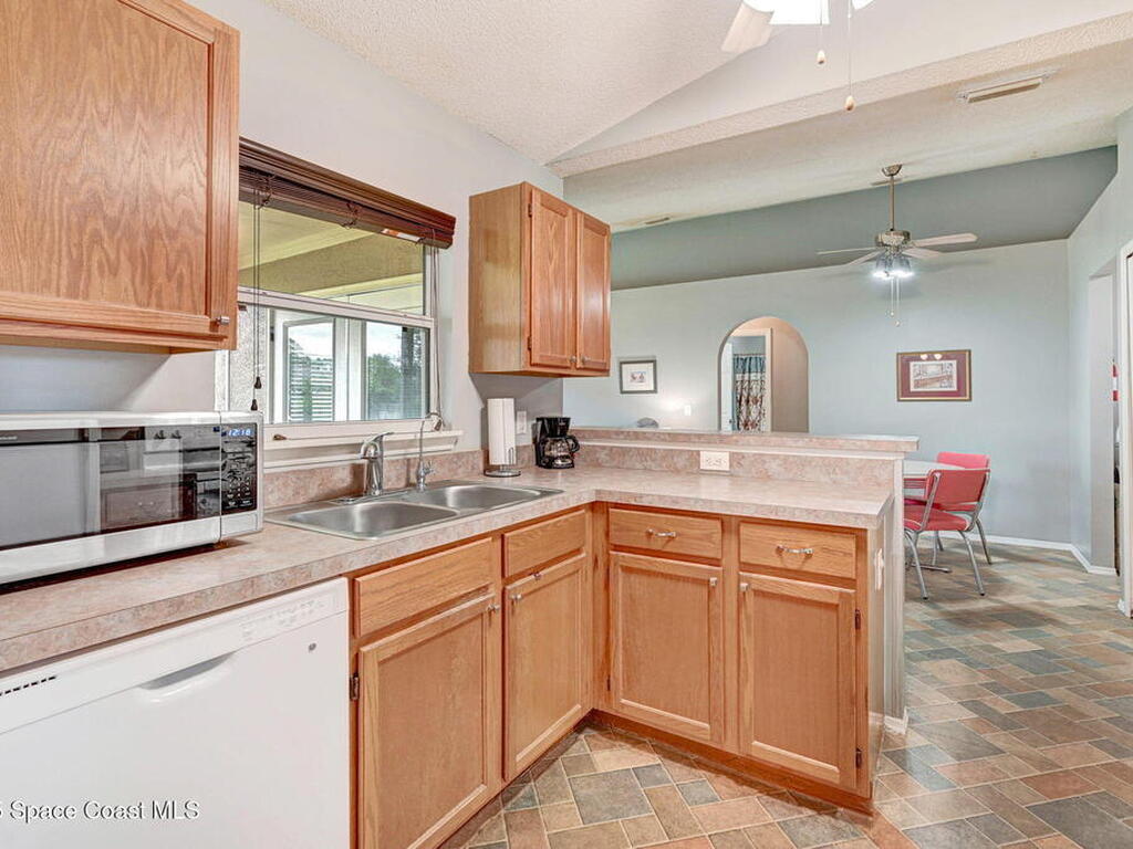 273 Jacaranda Avenue, Palm Bay, FL 32907