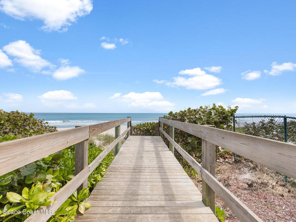 925 N Highway A1a, Indialantic, FL 32903