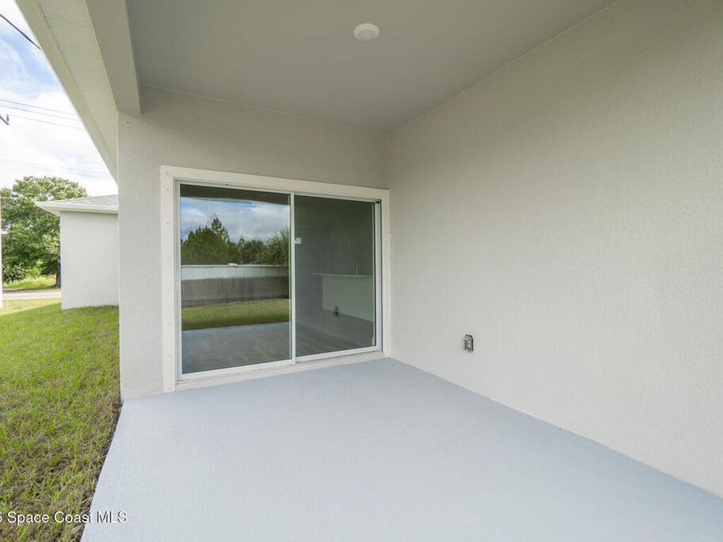 542 De Groodt Road, Palm Bay, FL 32908