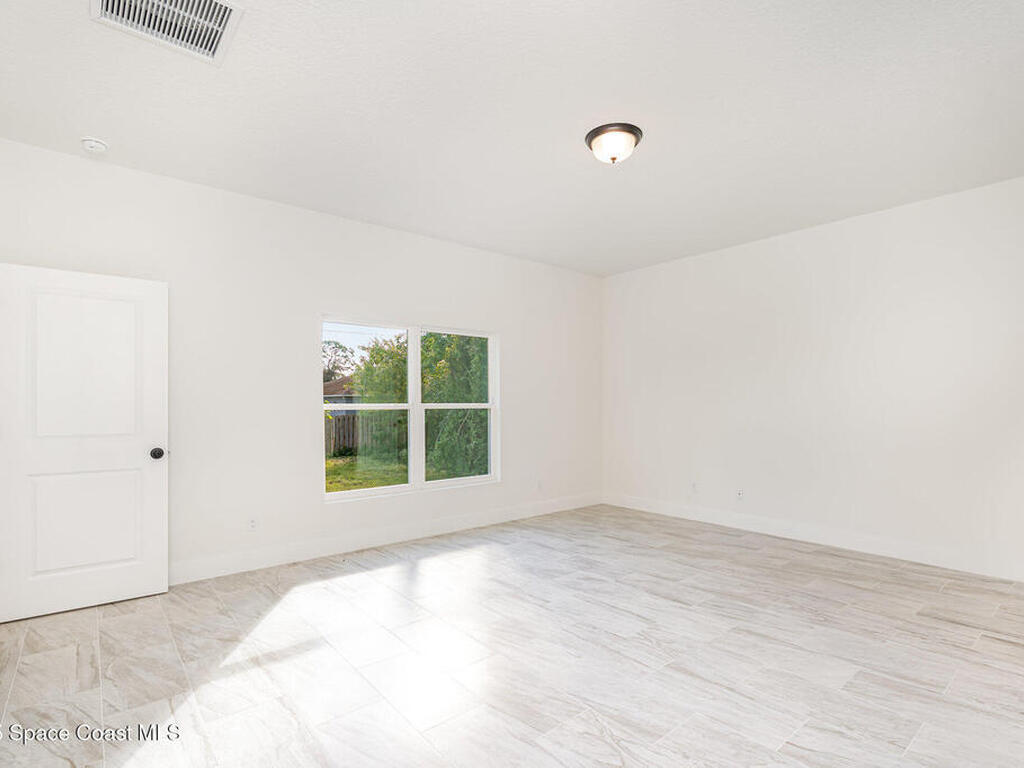 1155 Yakutat Avenue, Palm Bay, FL 32909