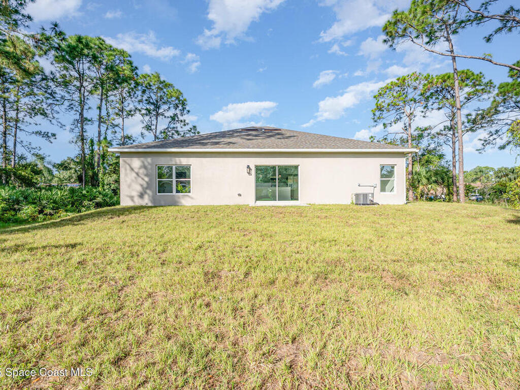 1155 Yakutat Avenue, Palm Bay, FL 32909