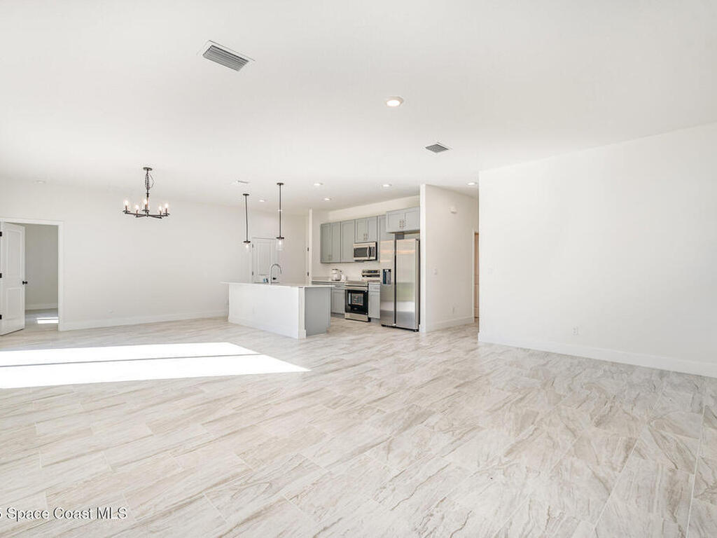 1155 Yakutat Avenue, Palm Bay, FL 32909