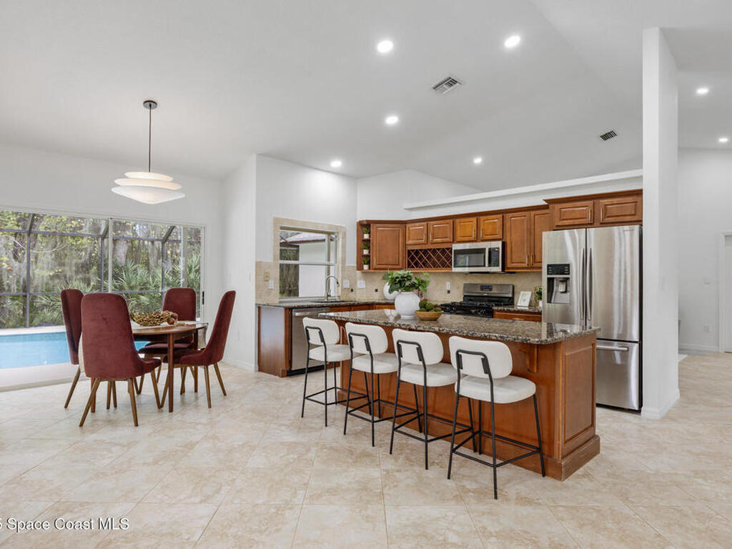 8014 Glastonbury Place, Melbourne, FL 32940